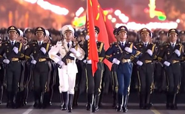 天载配资  九三阅兵新型装备震撼亮相, 中国军力实现质的飞跃